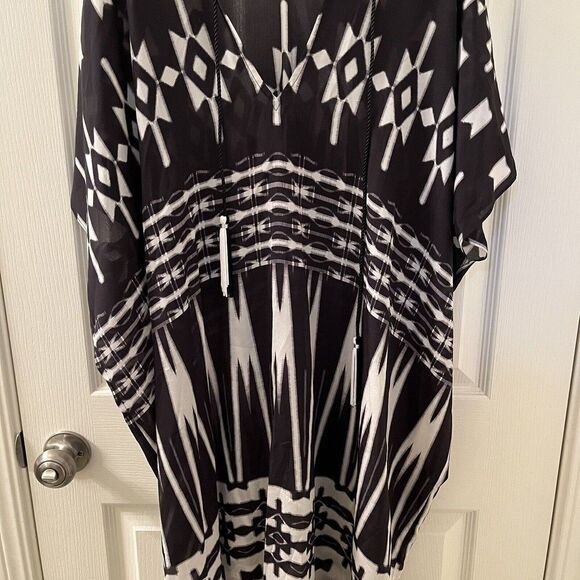 Marie France Van Damme Ethnic Printed Silk Short Boubou Caftan Black White OS - Picture 3 of 16